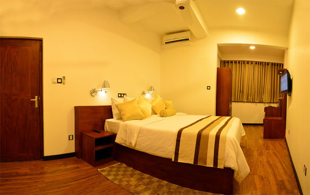 Gloria Grand Hotel Unawatuna Exterior photo