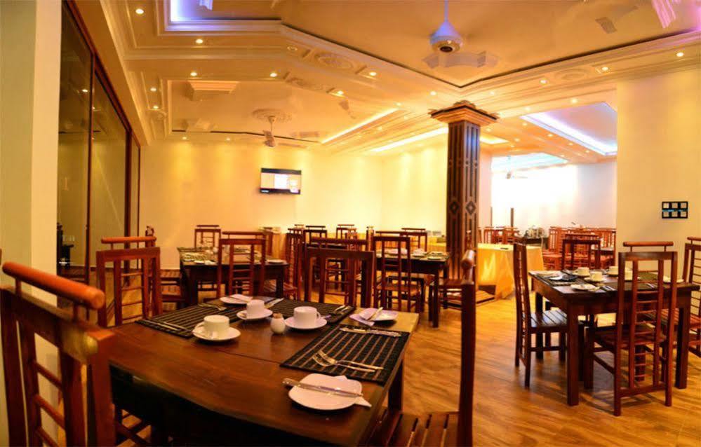 Gloria Grand Hotel Unawatuna Exterior photo