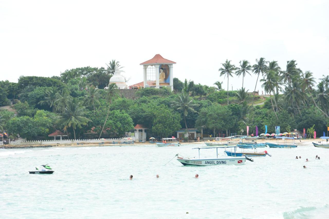 Gloria Grand Hotel Unawatuna Exterior photo